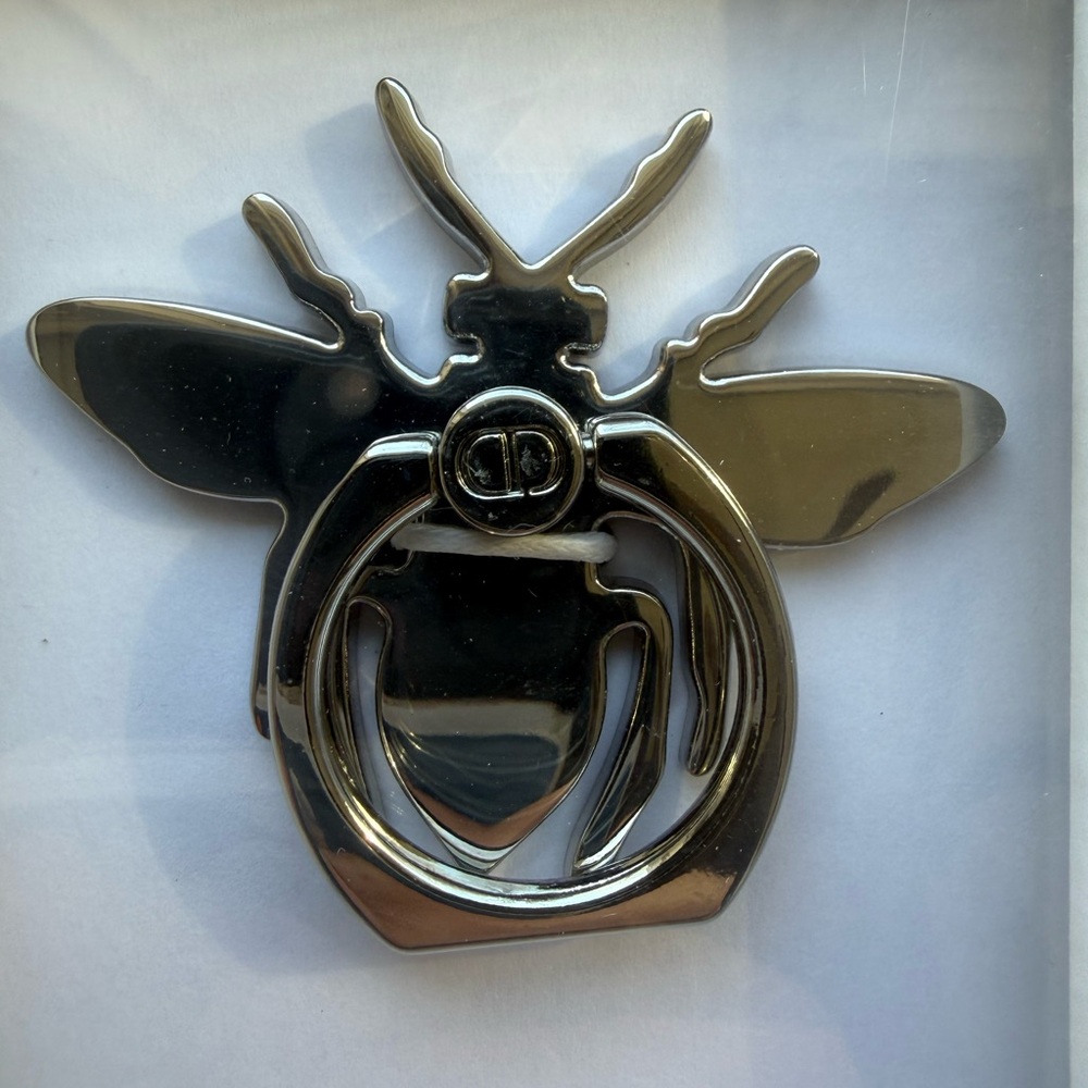 Dior Metallic Silver Bee Phone Ring - Picture 2 of 4